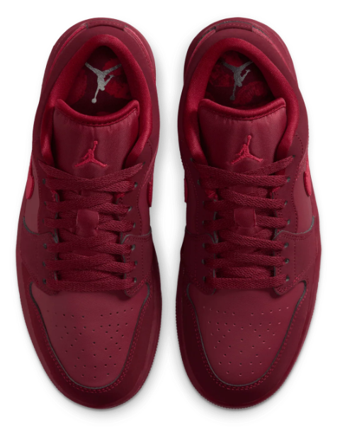Air Jordan 1 Low SE 'Valentine’s Day'
