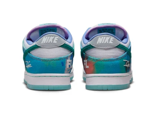Nike SB Dunk Low x Futura Laboratories 'Bleached Aqua' – HF6061-400