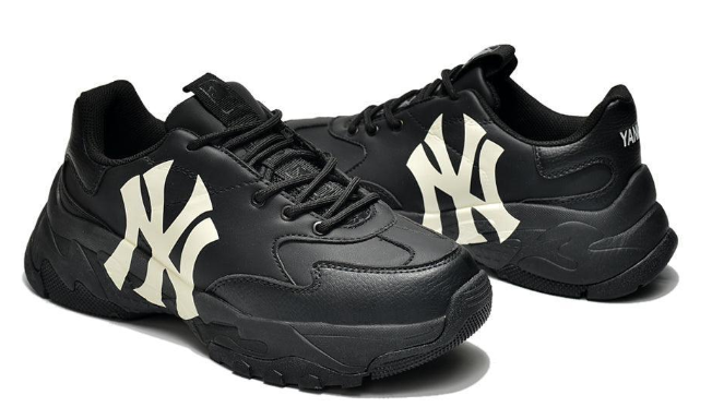 MLB Big Ball Chunky NY Yankees Sneakers