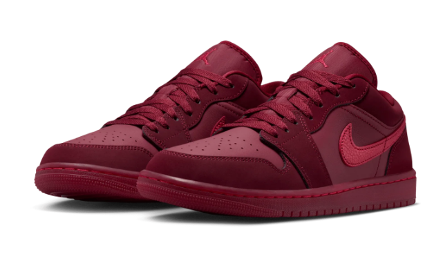 Air Jordan 1 Low SE 'Valentine’s Day'