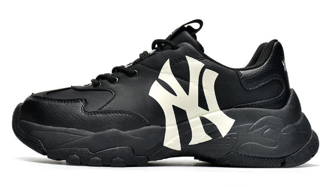 MLB Big Ball Chunky NY Yankees Sneakers