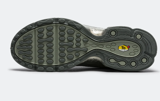 Nike Air Max Plus VII 'Iron Grey' – IQ0282-084